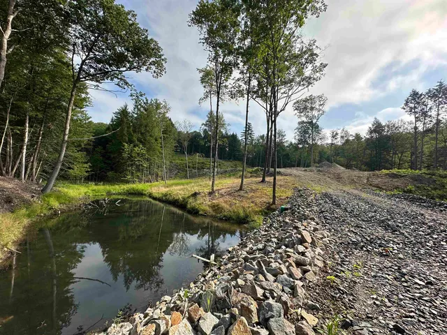 $585,000 | 932 Middle Road, Dummerston, VT 05301