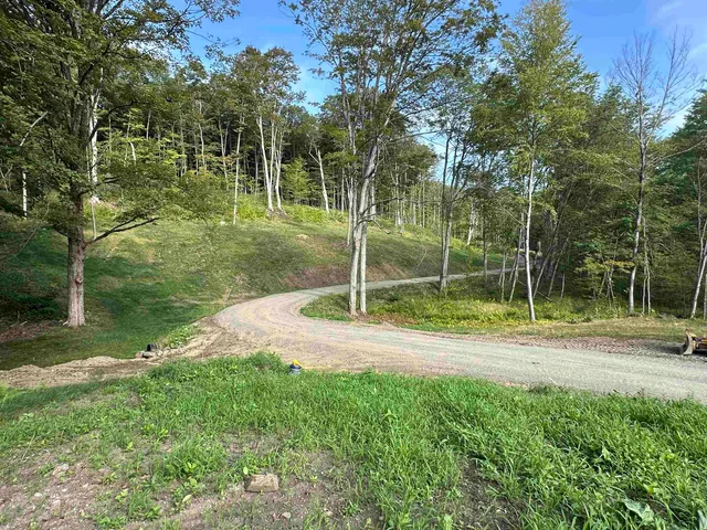 $585,000 | 932 Middle Road, Dummerston, VT 05301
