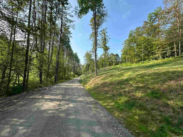 $585,000 | 932 Middle Road, Dummerston, VT 05301