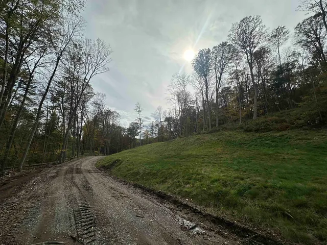 $585,000 | 932 Middle Road, Dummerston, VT 05301