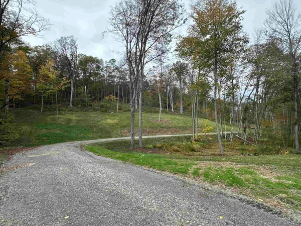 $585,000 | 932 Middle Road, Dummerston, VT 05301