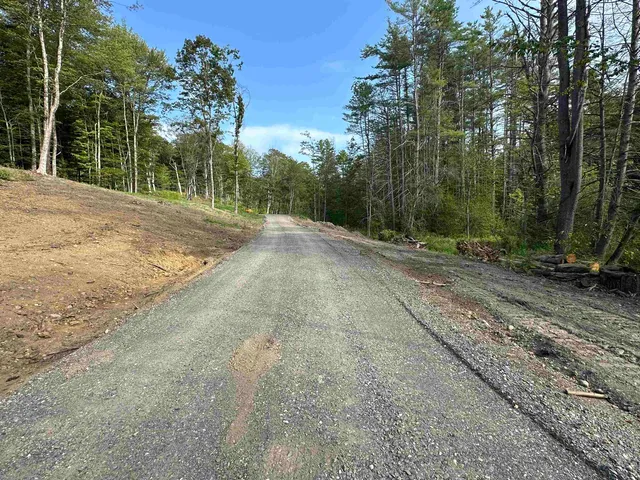 $585,000 | 932 Middle Road, Dummerston, VT 05301