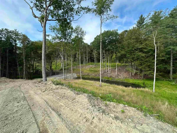 $585,000 | 932 Middle Road, Dummerston, VT 05301