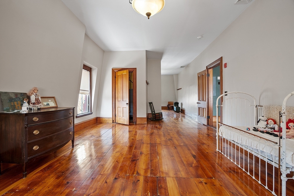 4 West Broadway Gardner, MA 01440 - Photo 38 of 42