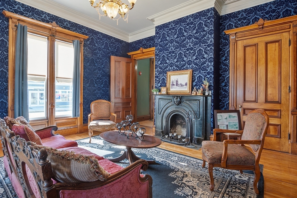 4 West Broadway Gardner, MA 01440 - Photo 8 of 42