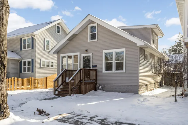 $375,000 | 1660 West James Avenue, St. Paul, MN 55105