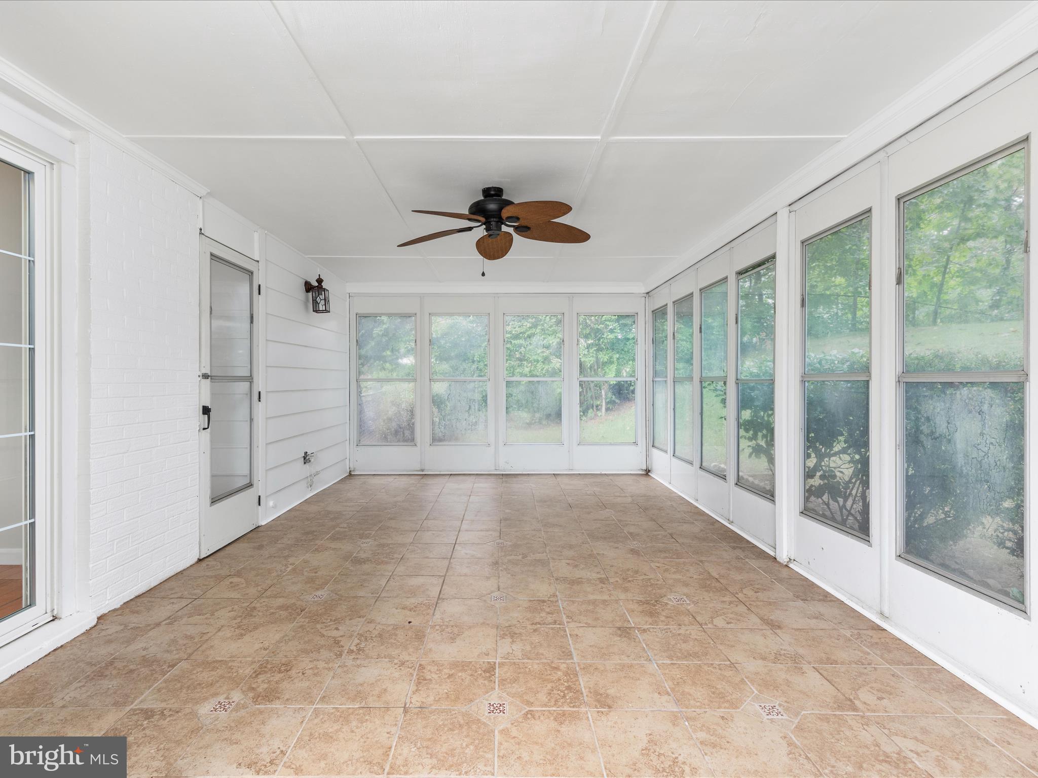 5313 Landgrave Lane Springfield, VA 22151 - Photo 38 of 58
