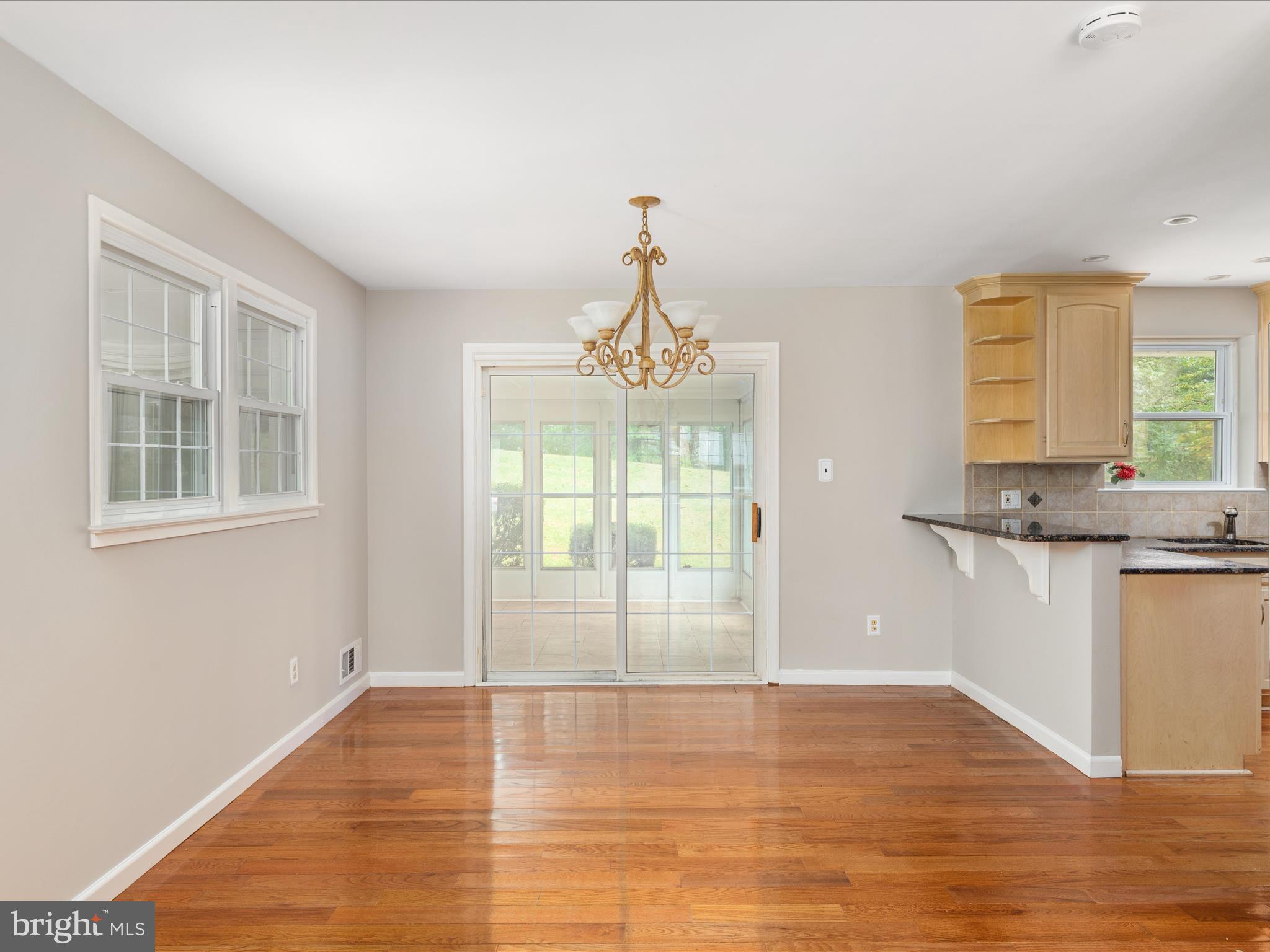5313 Landgrave Lane Springfield, VA 22151 - Photo 9 of 58