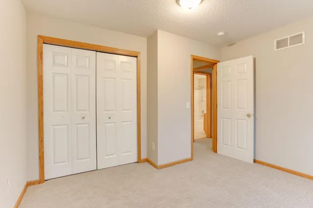 $2,195 | 18171 70th Avenue North, Maple Grove, MN 55311