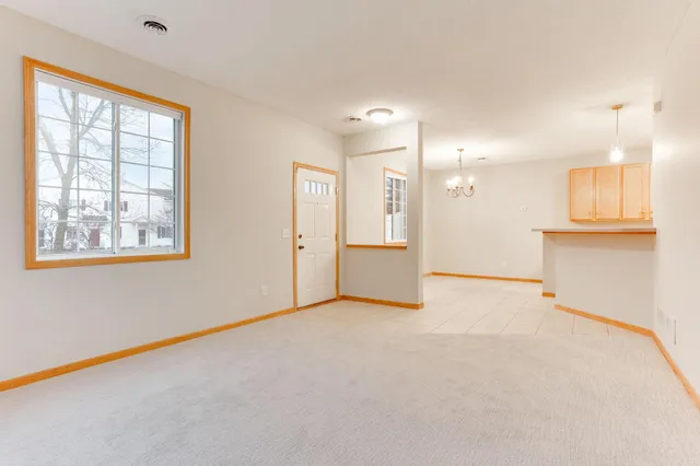 $2,195 | 18171 70th Avenue North, Maple Grove, MN 55311