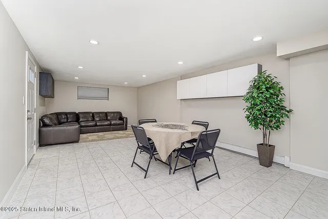 $949,000 | 191 Lamberts Lane | Bulls Head