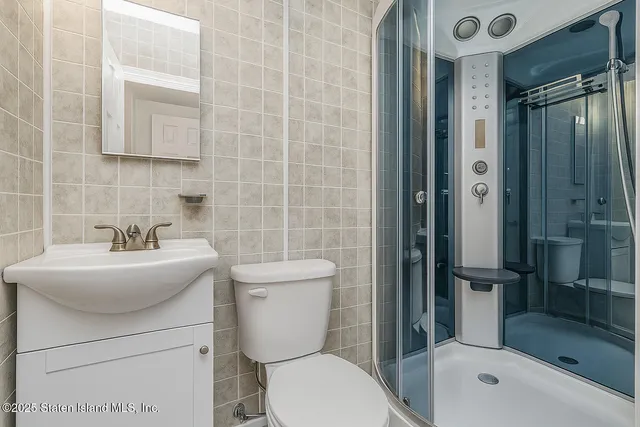 $949,000 | 191 Lamberts Lane | Bulls Head