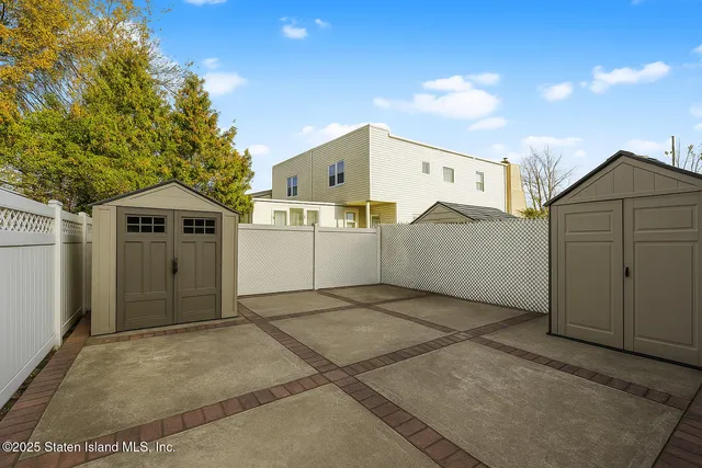 $949,000 | 191 Lamberts Lane | Bulls Head