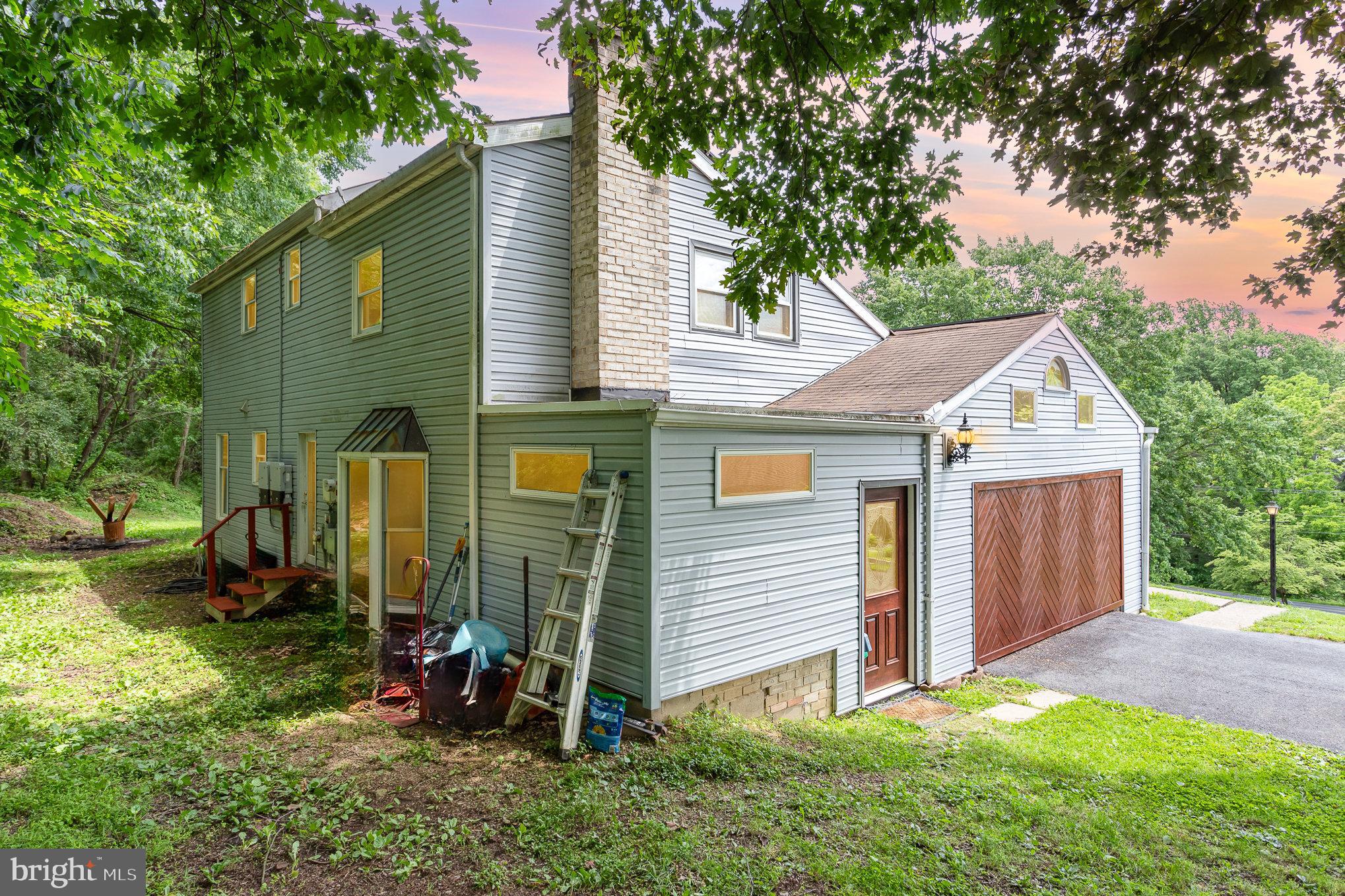 122 Hillymede Road Harrisburg, PA 17111 - Photo 3 of 48 Gallery Image 3