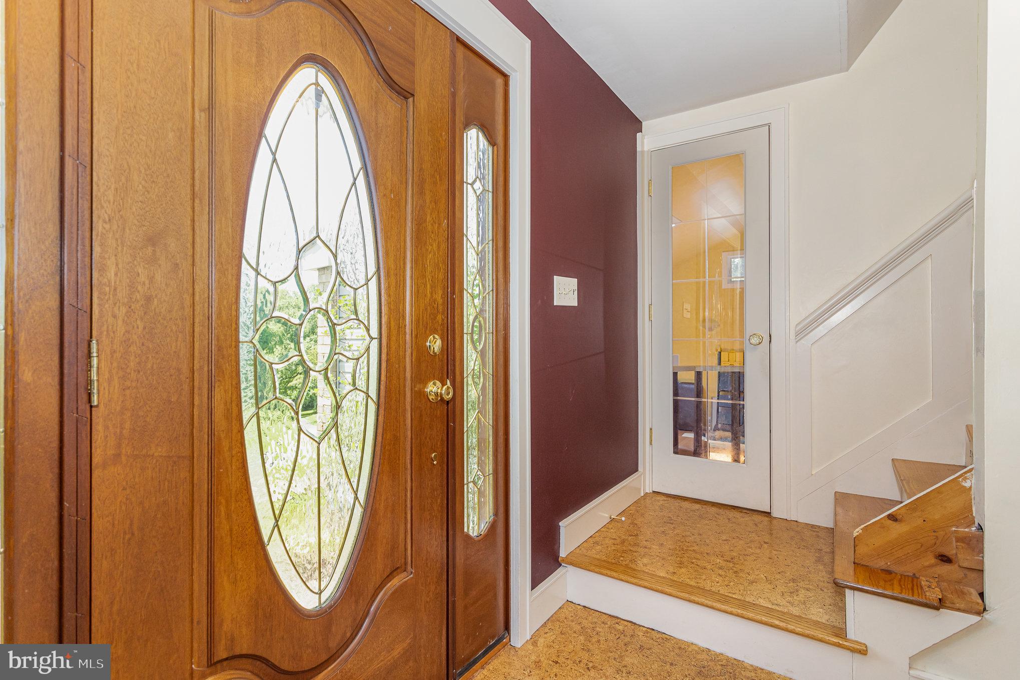 122 Hillymede Road Harrisburg, PA 17111 - Photo 5 of 48 Gallery Image 5