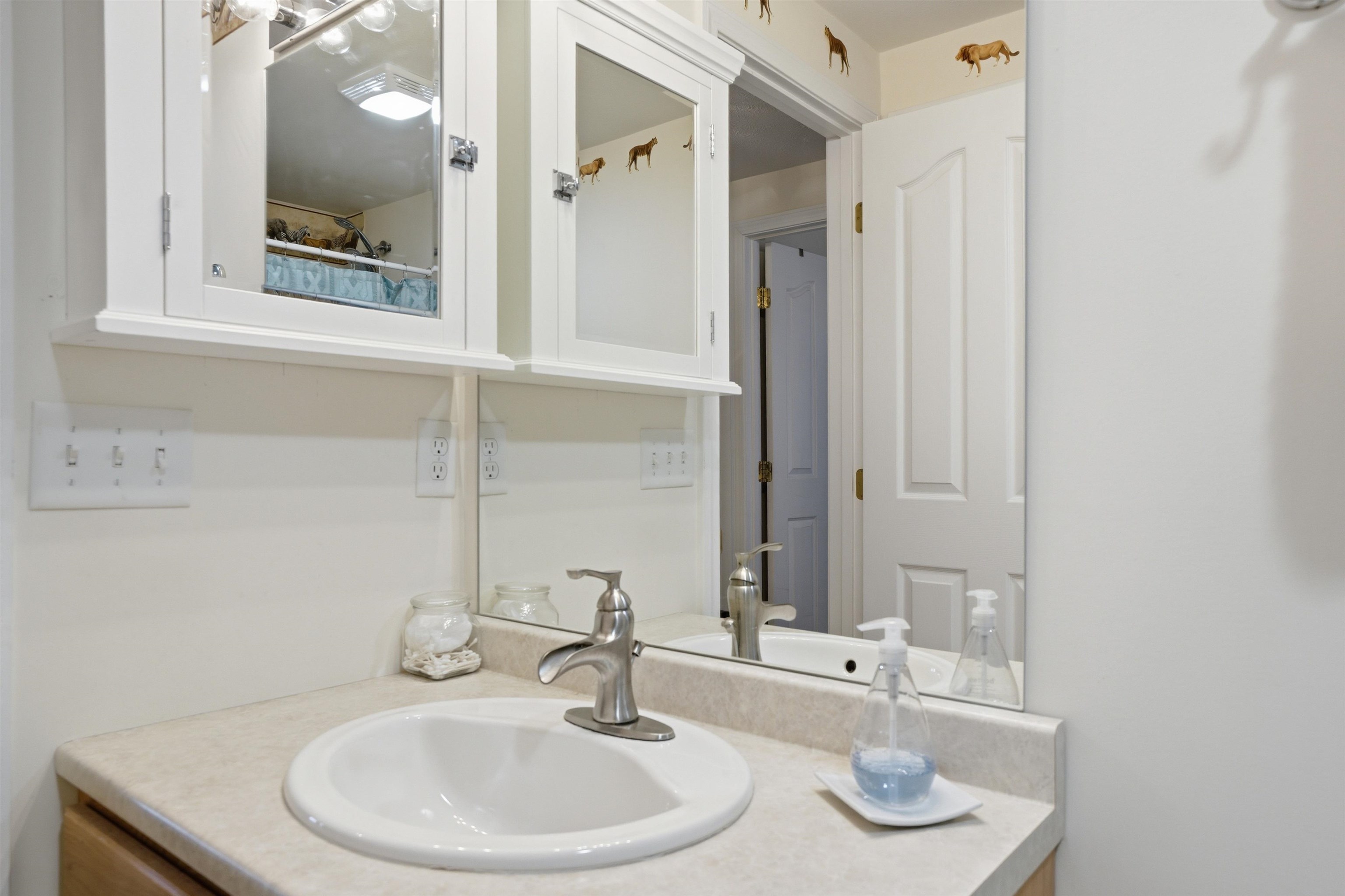 48 Mulberry Street, Unit 4 Concord, NH 03301 - Photo 17 of 24