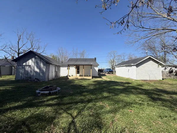 $169,000 | 219 Cedar Street, Hohenwald, TN 38462