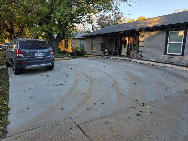 $350,000 | 4605 Cole Street, Fort Worth, TX 76115