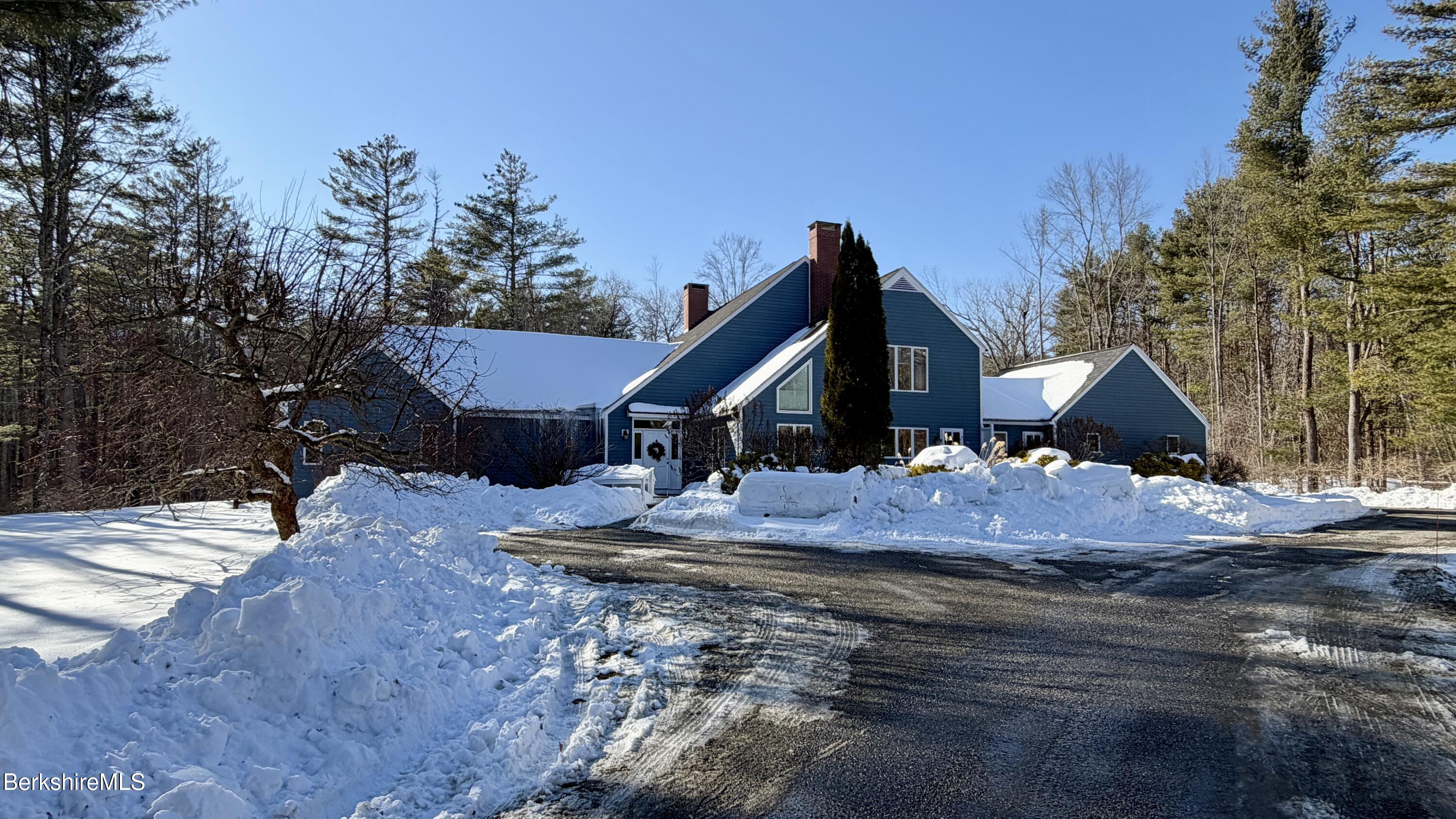 6 Old Tree Farm Road Stockbridge, MA 01266 - Photo 1 of 1 IMG_4042