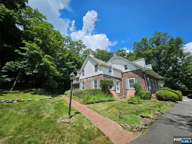 $990,000 | 470 Prospect Street, Glen Rock, NJ 07452