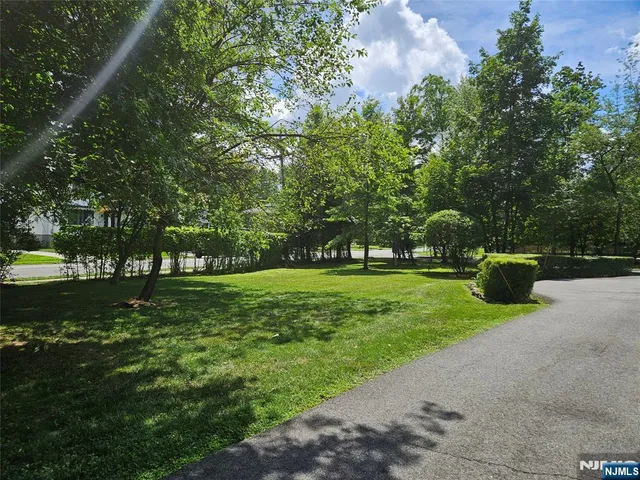 $990,000 | 470 Prospect Street, Glen Rock, NJ 07452