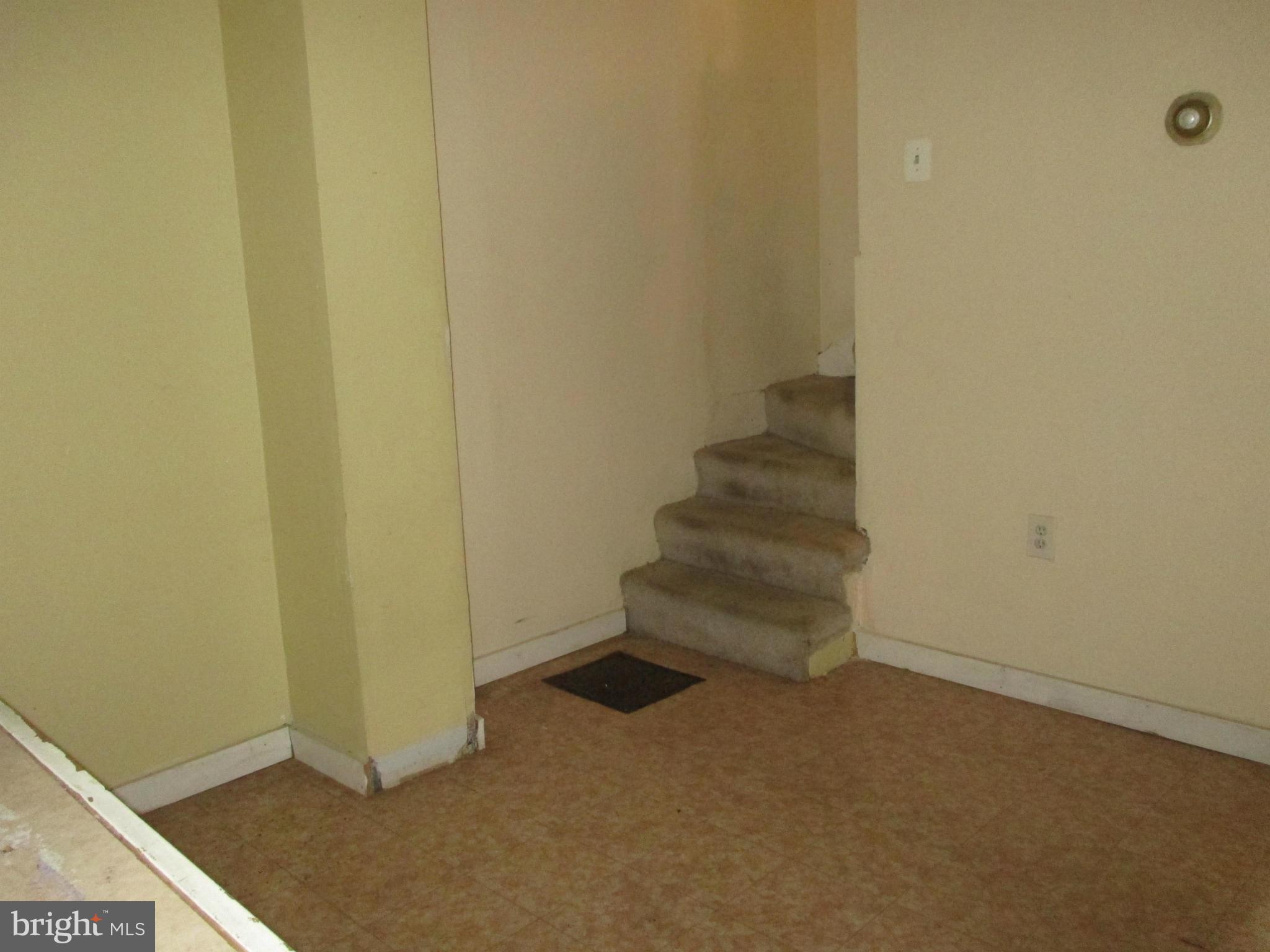 1608 Riggs Avenue Baltimore, MD 21217 - Photo 6 of 9 Interior (General)