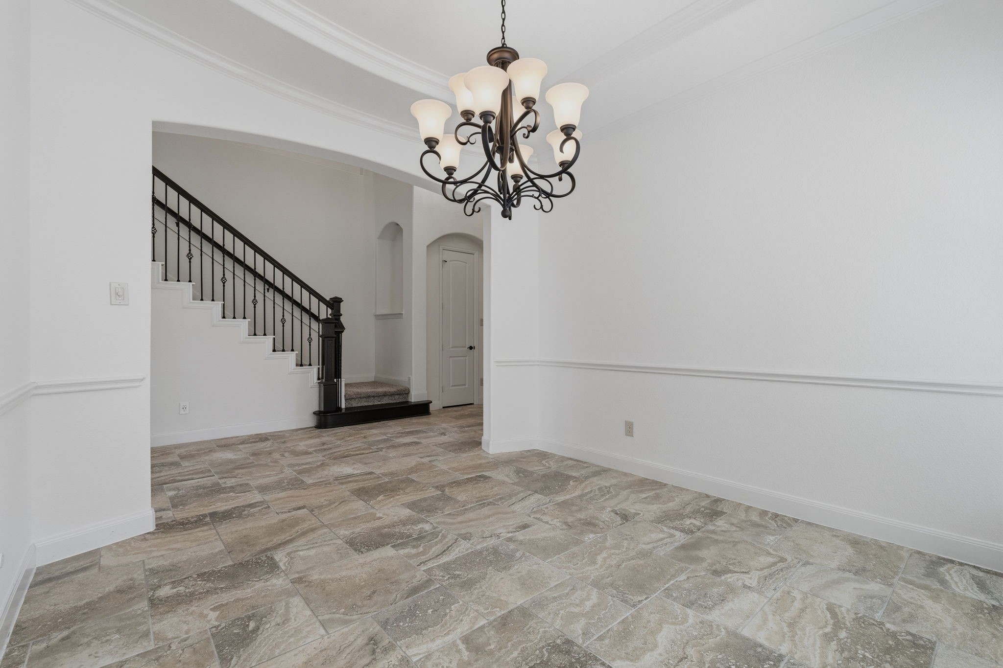31407 Falling Cedar Court Spring, TX 77386 - Photo 19 of 47 This room offers 10 foot ceilings and is open to the foyer hall.