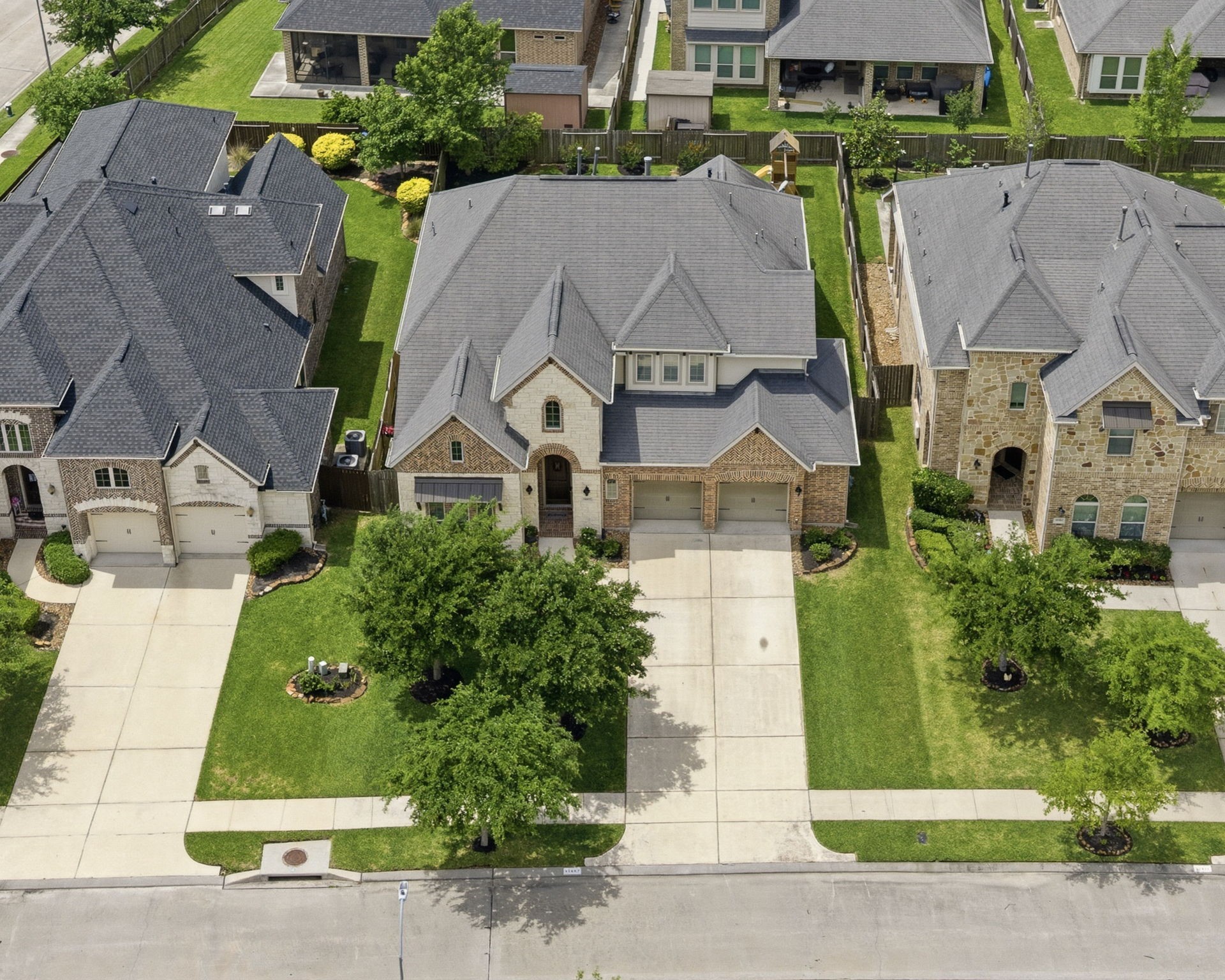 31407 Falling Cedar Court Spring, TX 77386 - Photo 36 of 47 Located among your new friends!