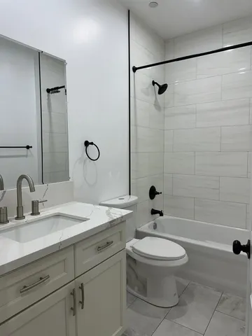 $1,095,000 | 2315 Downar Way, Sacramento, CA 95838