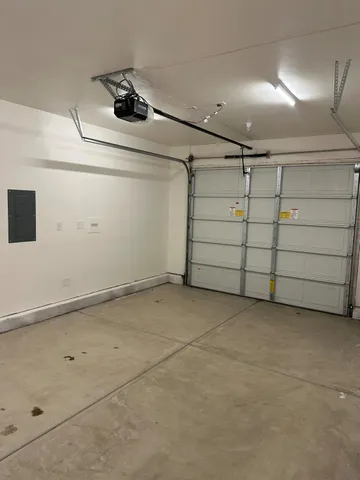 a view of a garage