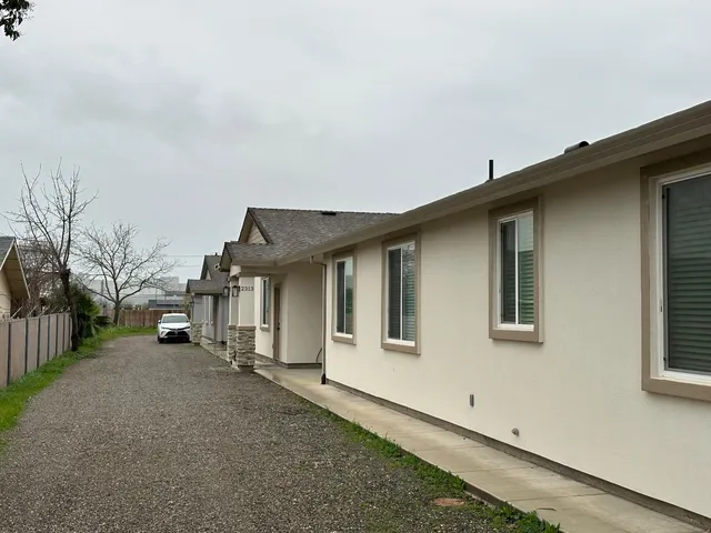 a view of a house with a outdoor space