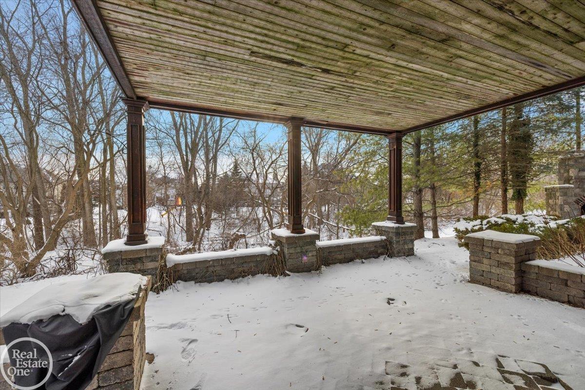877 Quarry Drive Rochester Hills, MI 48306 - Photo 15 of 86