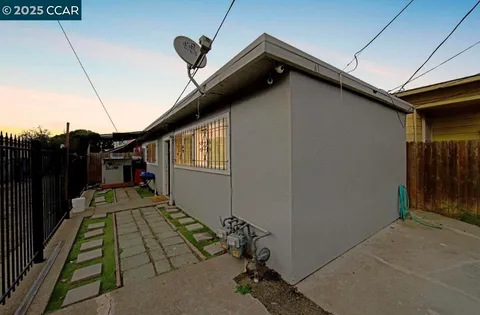 a house view with a outdoor space
