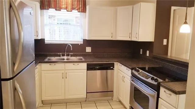 $1,800 | 2216 Judy Drive, Meraux, LA 70075