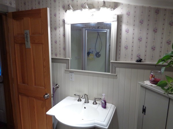 21 Hickory Road Norton, MA 02766 - Photo 11 of 20 Gallery Image 11