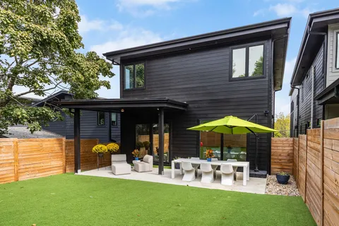 $1,300,000 | 2510 A Barclay Drive, Nashville, TN 37206