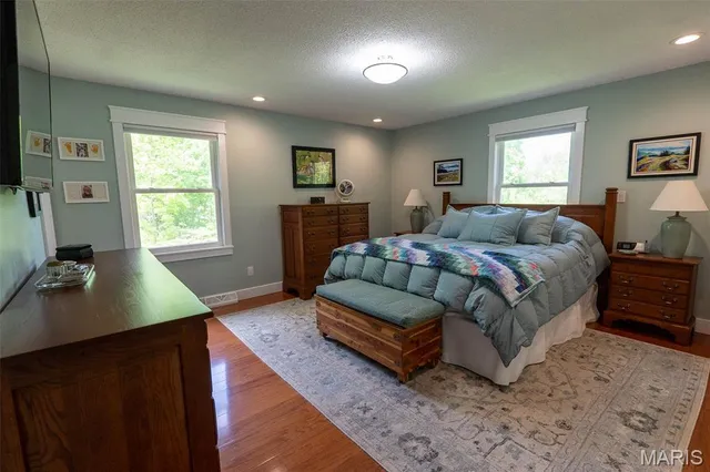 $425,000 | 654 Holmes Lane, Rolla, MO 65401