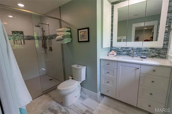 $425,000 | 654 Holmes Lane, Rolla, MO 65401