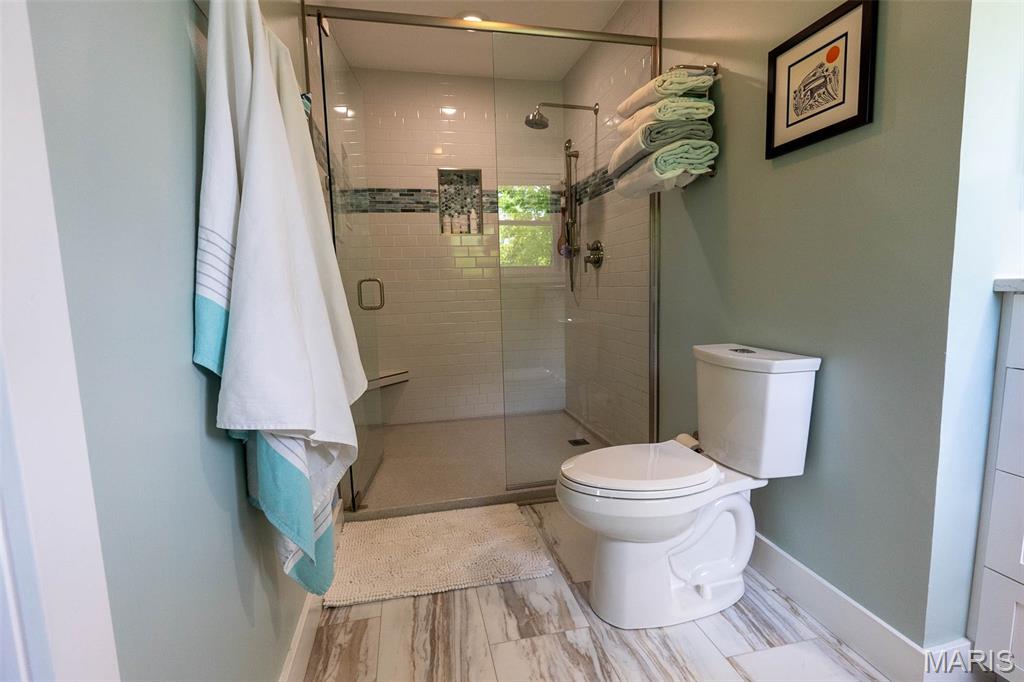 654 Holmes Lane Rolla, MO 65401 - Photo 16 of 33