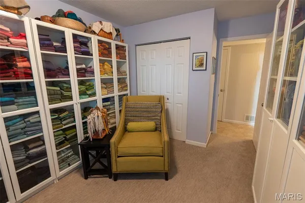 $425,000 | 654 Holmes Lane, Rolla, MO 65401