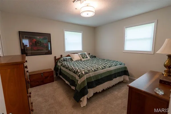 $425,000 | 654 Holmes Lane, Rolla, MO 65401