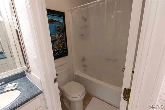 $425,000 | 654 Holmes Lane, Rolla, MO 65401