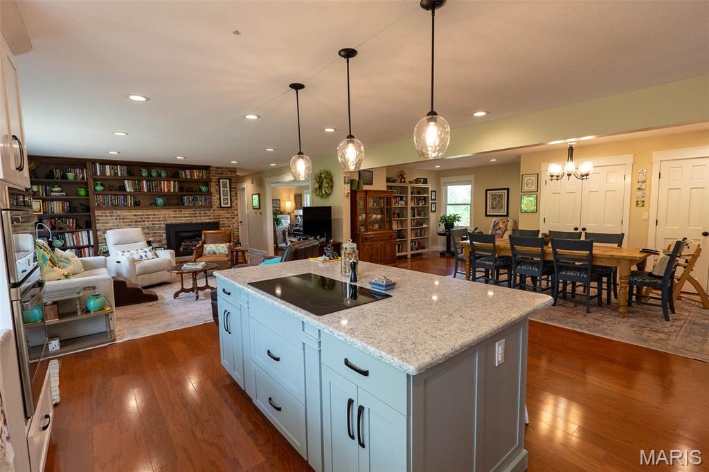 654 Holmes Lane Rolla, MO 65401 - Photo 6 of 33