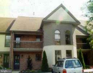 11 Amberly Way Lititz, PA 17543 - Photo 1 of 1