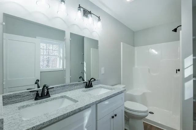 $450,000 | 240 Leisure Lane, Limerick, ME 04048