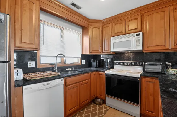 $1,250,000 | 614 East Brigantine Avenue, Unit 1, Brigantine, NJ 08203