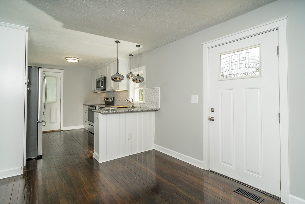 1027 Natural Chimney Road Mount Solon, VA 22843 - Photo 4 of 31 Gallery Image 4
