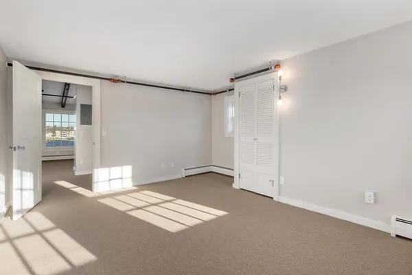 $3,350 | 205 Market Street, Unit 6, Portsmouth, NH 03801