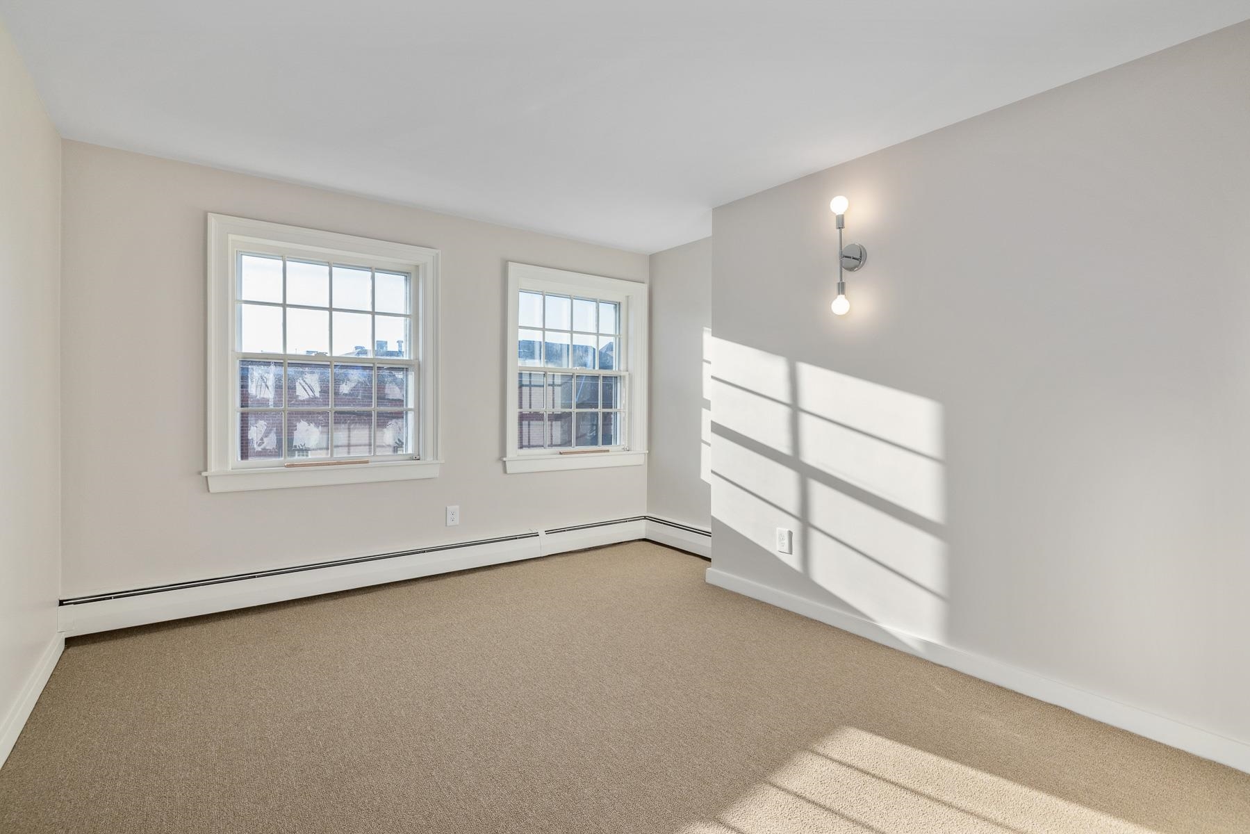 205 Market Street, Unit 6 Portsmouth, NH 03801 - Photo 15 of 20