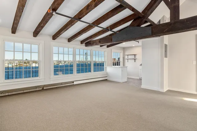 $3,350 | 205 Market Street, Unit 6, Portsmouth, NH 03801